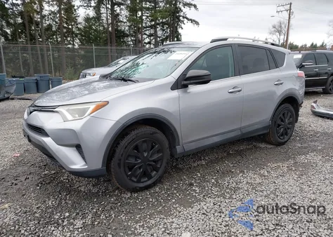2017 Toyota Rav4 Le z USA, uszkodzony, nr VIN 2T3BFREV5HW569322